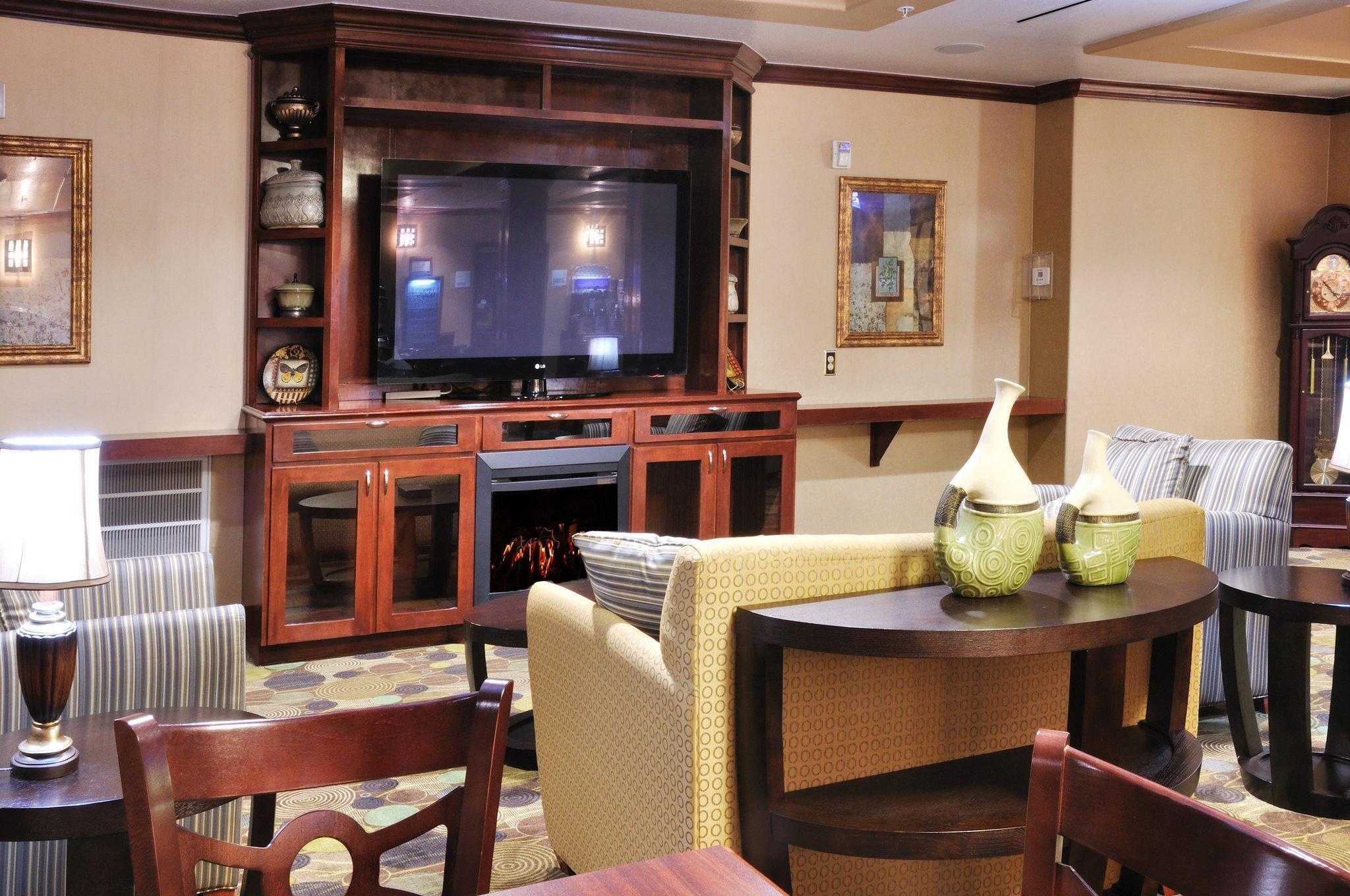 Holiday Inn Express Sealy By Ihg Exterior photo