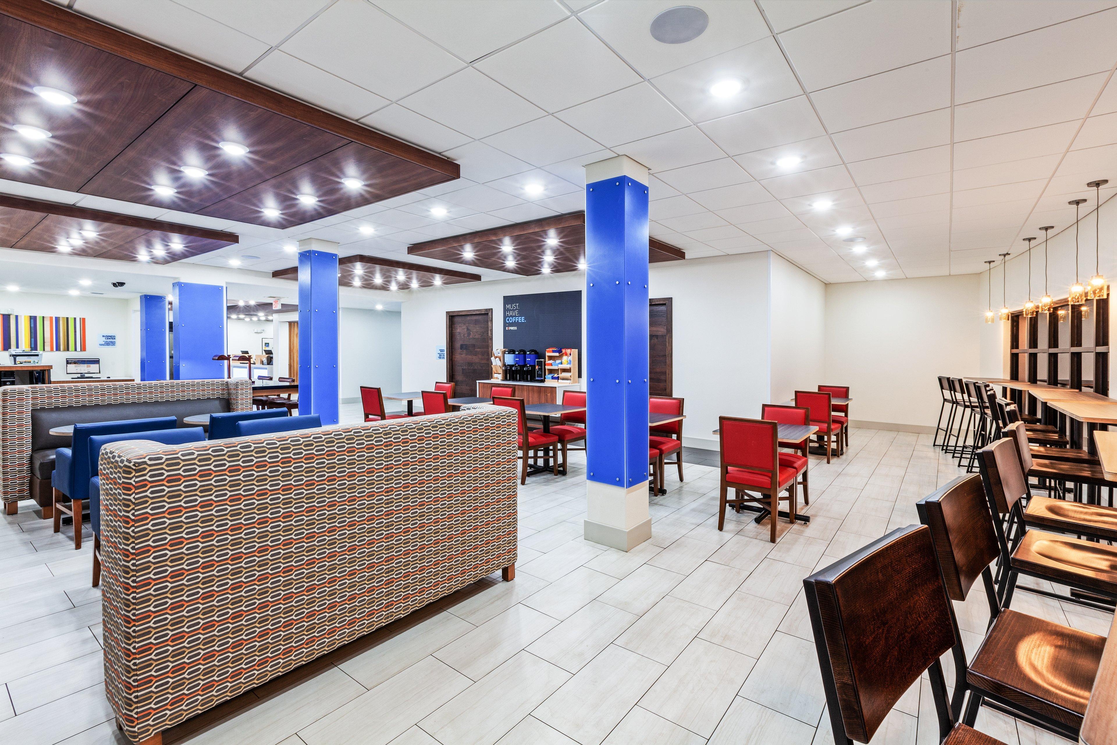 Holiday Inn Express Sealy By Ihg Exterior photo